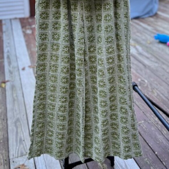 SOLD Anthropologie Luna Moon Eyelet Embroidered Floral Green 2 Piece Pants Top L - Picture 2 of 15